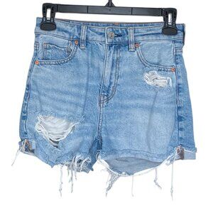 American Eagle 00 Light Wash Distressed Strigid High Rise Cut Off Mom Jean Short